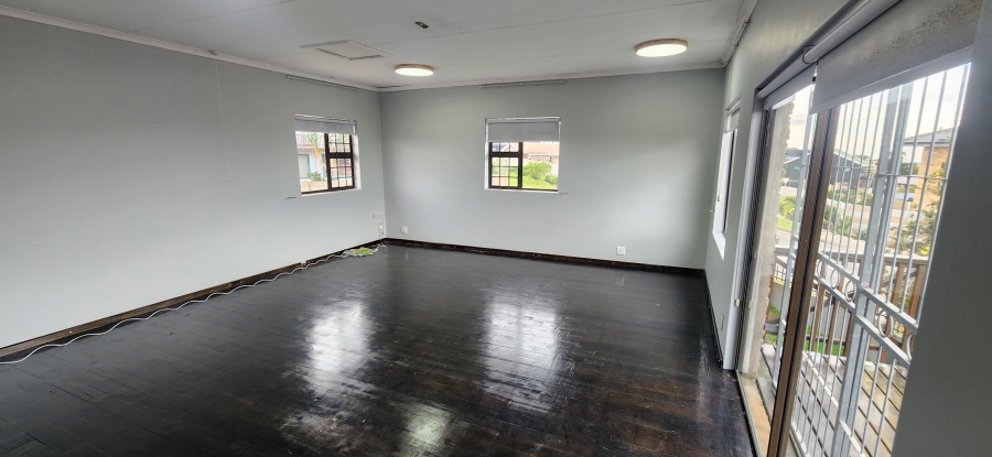 5 Bedroom Property for Sale in Dana Bay Western Cape